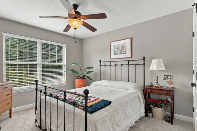 3205 GRANITE CREEK DR, Columbia, MO 65202