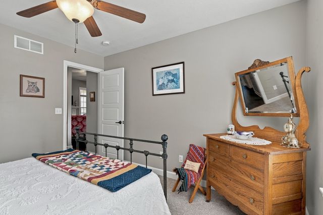 3205 GRANITE CREEK DR, Columbia, MO 65202