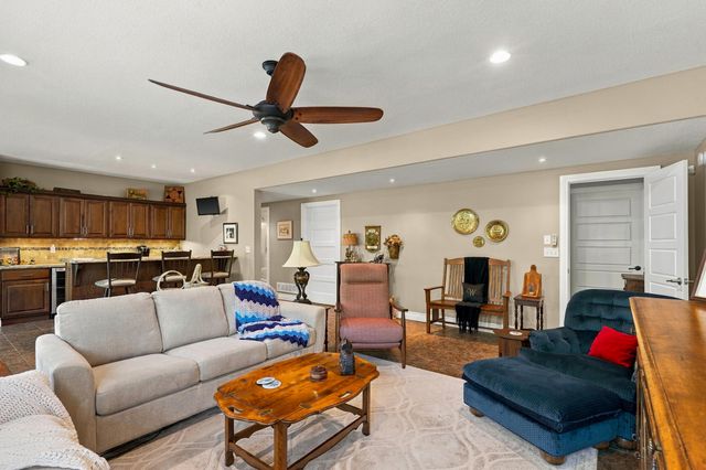 3205 GRANITE CREEK DR, Columbia, MO 65202