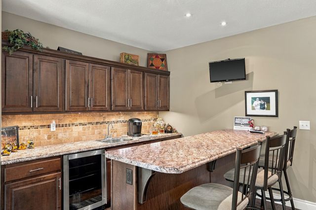 3205 GRANITE CREEK DR, Columbia, MO 65202