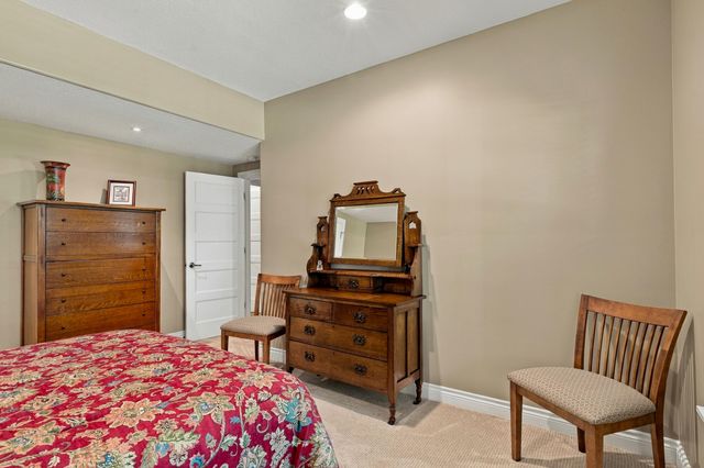 3205 GRANITE CREEK DR, Columbia, MO 65202