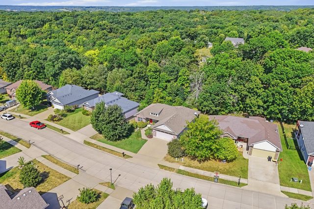 3205 GRANITE CREEK DR, Columbia, MO 65202
