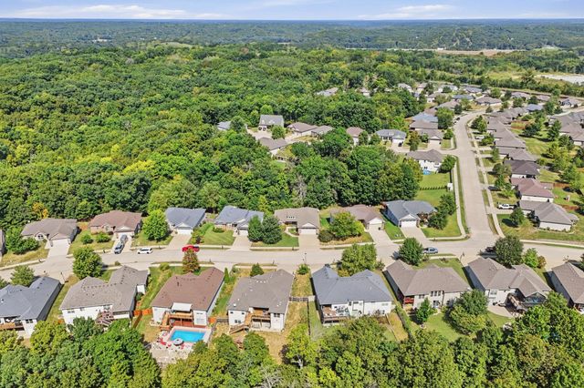3205 GRANITE CREEK DR, Columbia, MO 65202