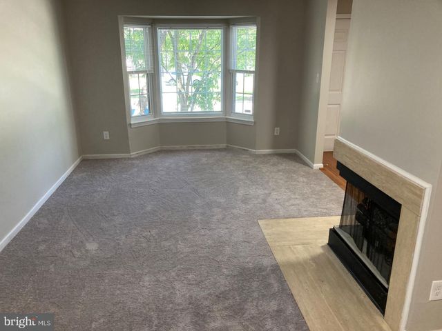 4247 STOCKBRIDGE DR, Dumfries, VA 22025