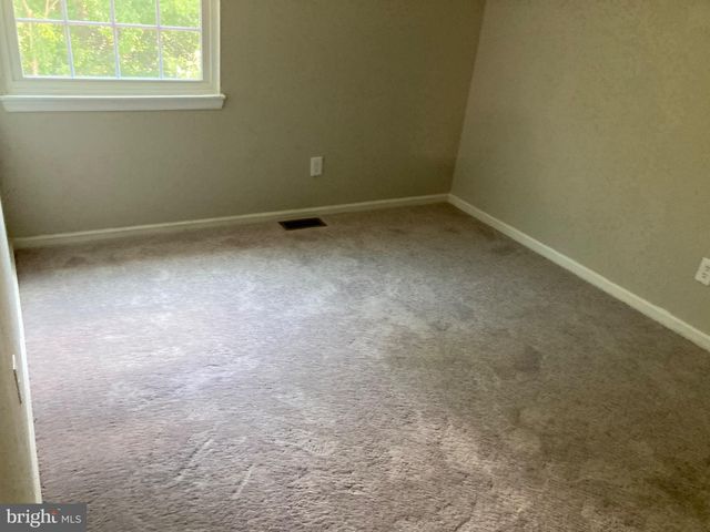 4247 STOCKBRIDGE DR, Dumfries, VA 22025