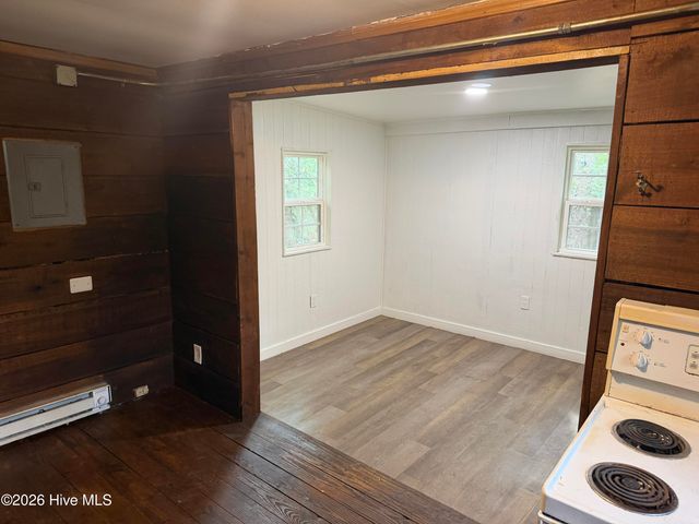 109 Pine Clay Road, Wilmington, NC 28403