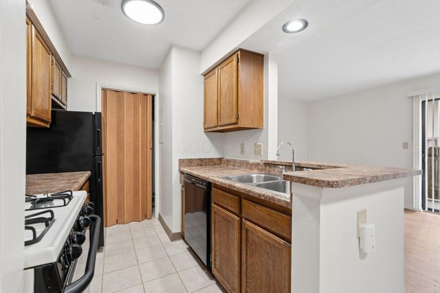 2279 Hedgerow, 2279 C, Columbus, OH 43220