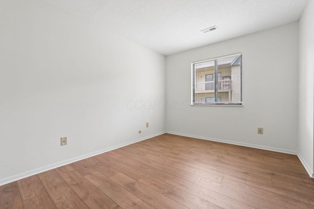 2279 Hedgerow, 2279 C, Columbus, OH 43220