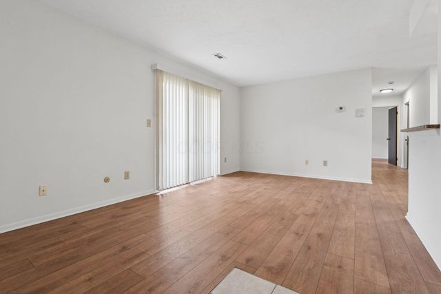 2279 Hedgerow, 2279 C, Columbus, OH 43220