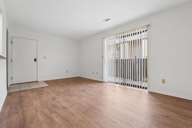 2279 Hedgerow, 2279 C, Columbus, OH 43220
