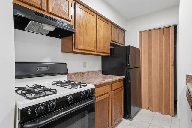 2279 Hedgerow, 2279 C, Columbus, OH 43220