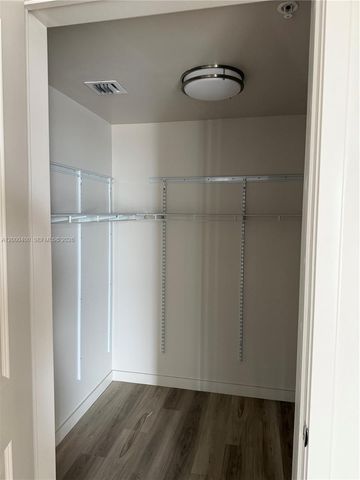 437 SW 4th Avenue 816, Fort Lauderdale, FL 33315