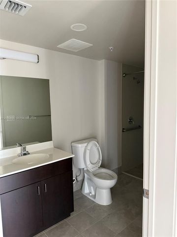 437 SW 4th Avenue 816, Fort Lauderdale, FL 33315