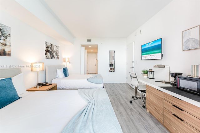 2602 E Hallandale Beach Blvd R1206, Hallandale Beach, FL 33009