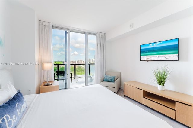 2602 E Hallandale Beach Blvd R1206, Hallandale Beach, FL 33009