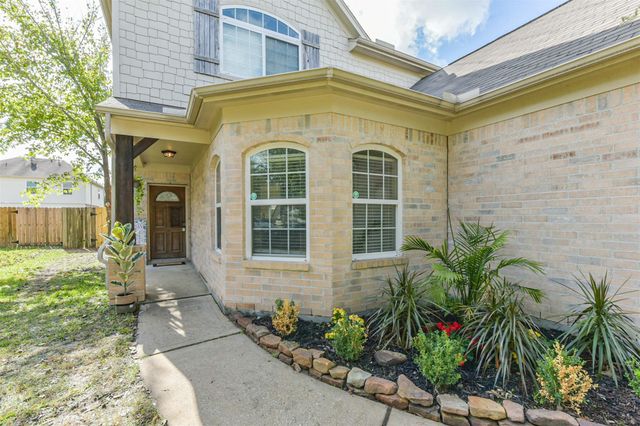 1810 Sun Point Court, Humble, TX 77396