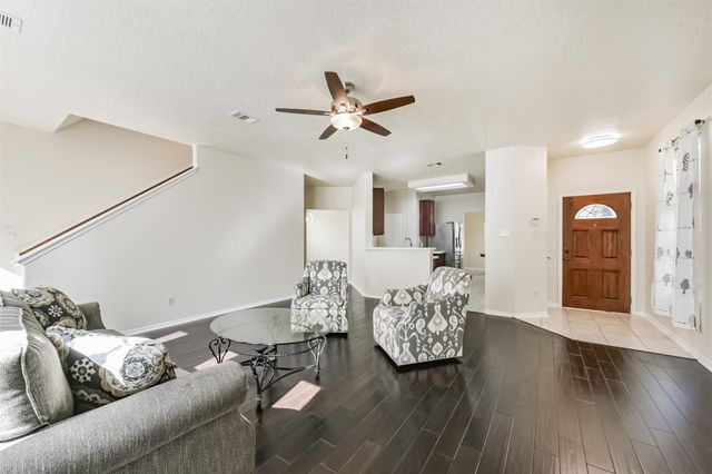 1810 Sun Point Court, Humble, TX 77396