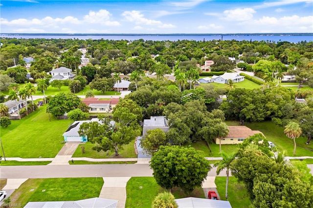 2926 Holly RD, Fort Myers, FL 33901