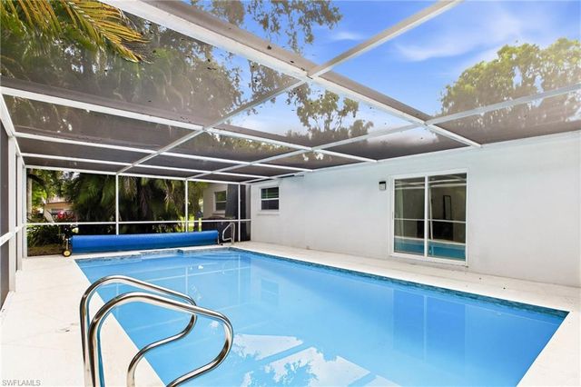 2926 Holly RD, Fort Myers, FL 33901