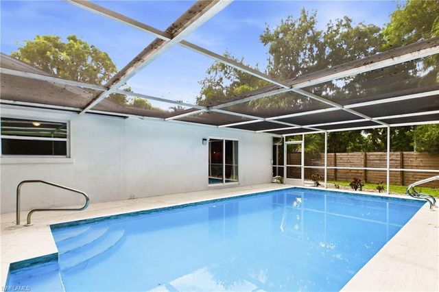 2926 Holly RD, Fort Myers, FL 33901