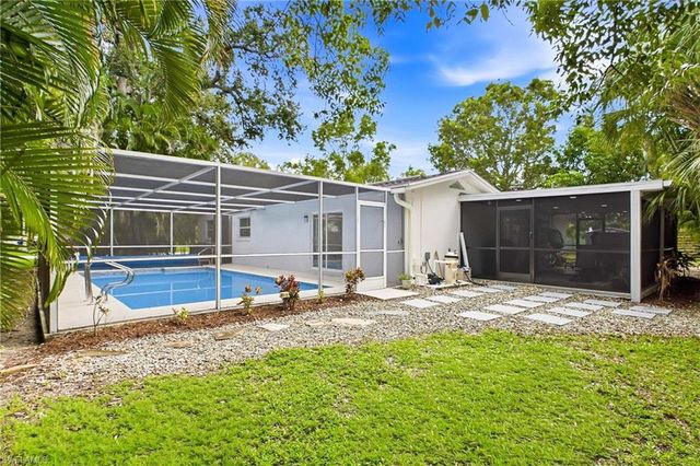 2926 Holly RD, Fort Myers, FL 33901