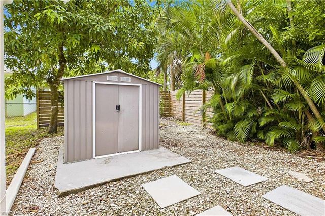 2926 Holly RD, Fort Myers, FL 33901