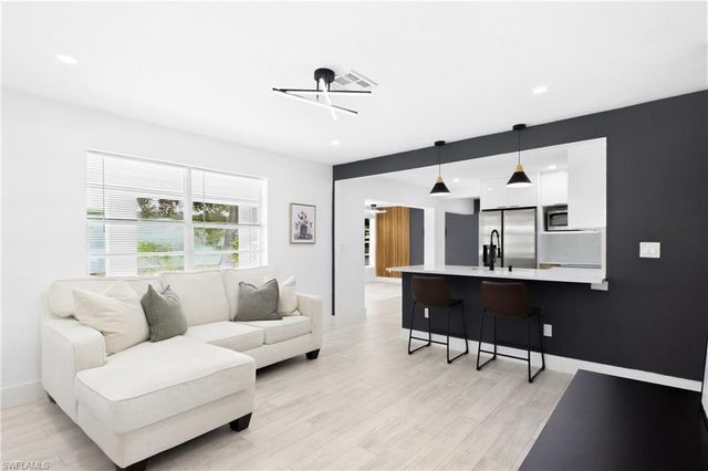 2926 Holly RD, Fort Myers, FL 33901