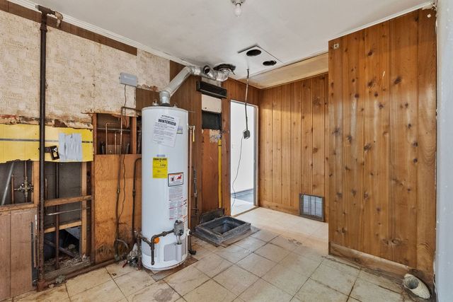 7911 45th Street, Lyons, IL 60534
