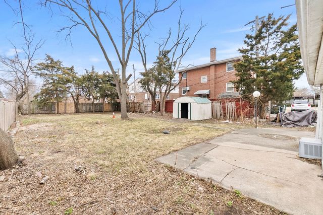 7911 45th Street, Lyons, IL 60534
