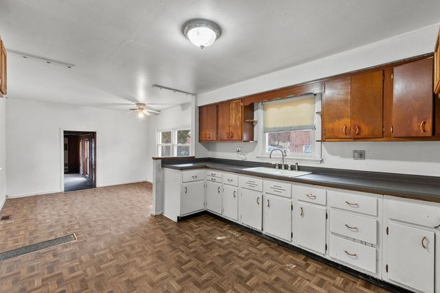 7911 45th Street, Lyons, IL 60534