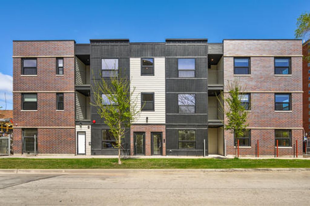 3992 S Lake Park Avenue 2S, Chicago, IL 60653
