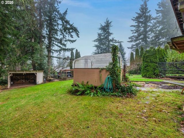 690 MARYLHURST Dr, West Linn, OR 97068