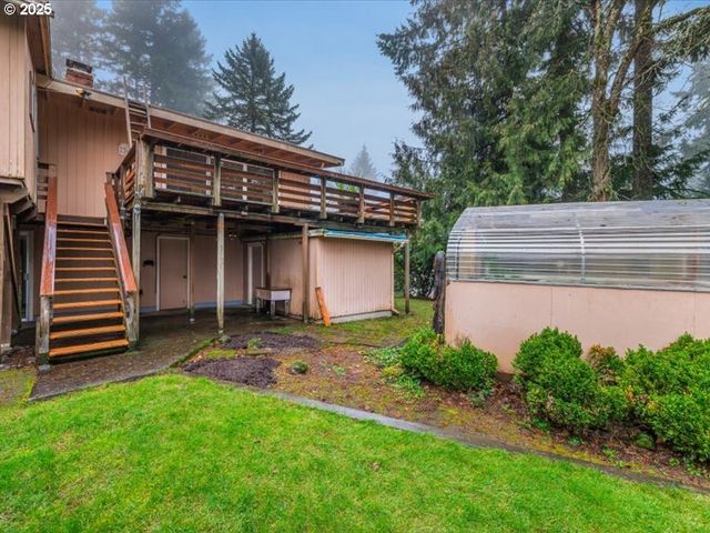 690 MARYLHURST Dr, West Linn, OR 97068