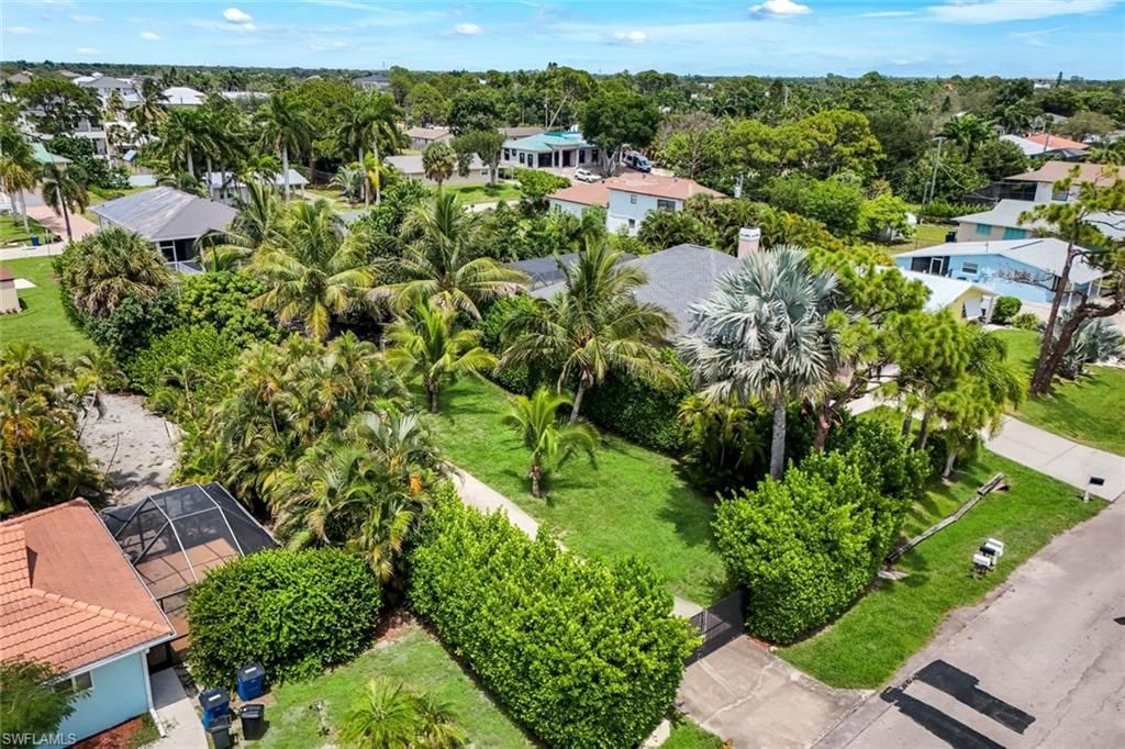 4472 Little Hickory RD, BONITA SPRINGS, FL 34134 — photo 4