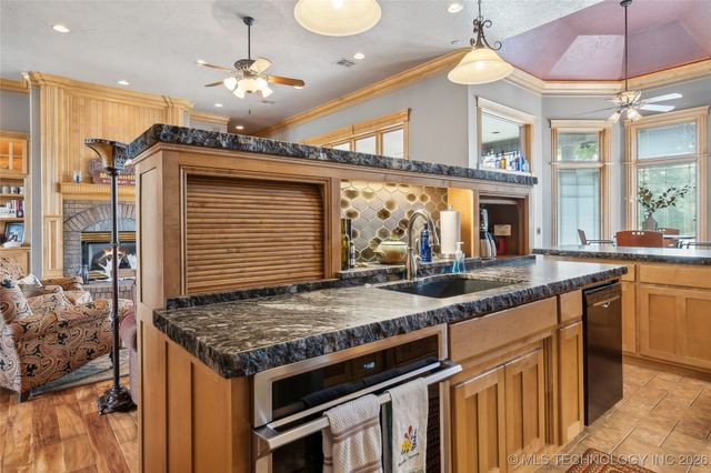 2372 Fox Street, Tahlequah, OK 74464