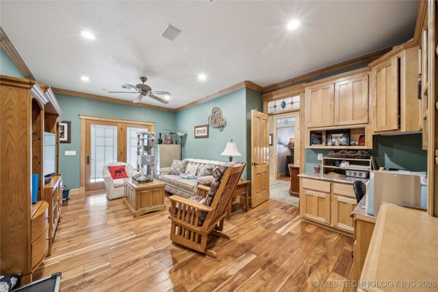 2372 Fox Street, Tahlequah, OK 74464