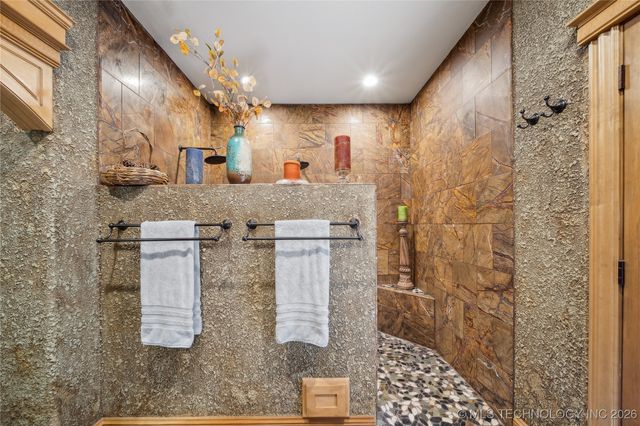 2372 Fox Street, Tahlequah, OK 74464