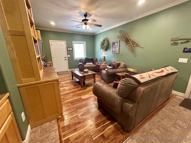 2372 Fox Street, Tahlequah, OK 74464