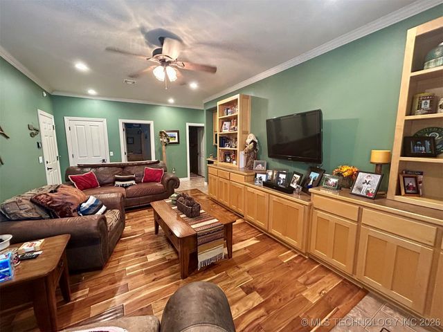 2372 Fox Street, Tahlequah, OK 74464