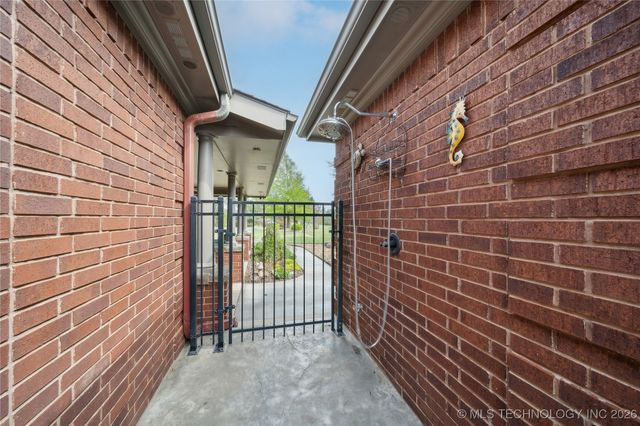 2372 Fox Street, Tahlequah, OK 74464