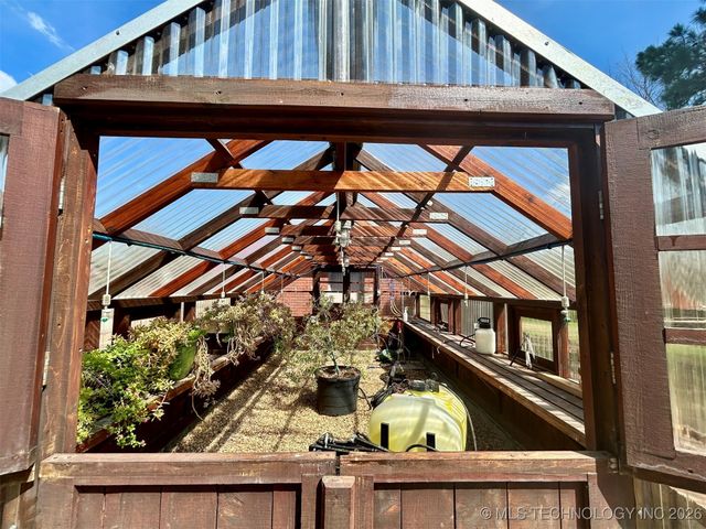 2372 Fox Street, Tahlequah, OK 74464