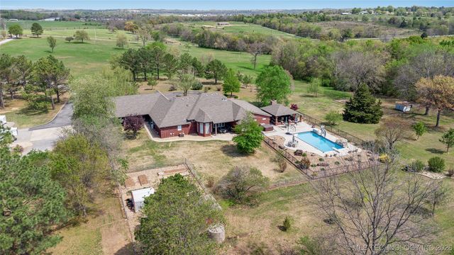 2372 Fox Street, Tahlequah, OK 74464