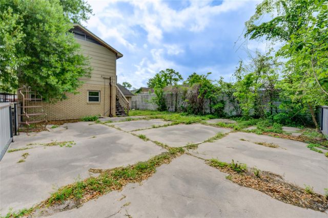 9317 Homestead Road, Houston, TX 77016