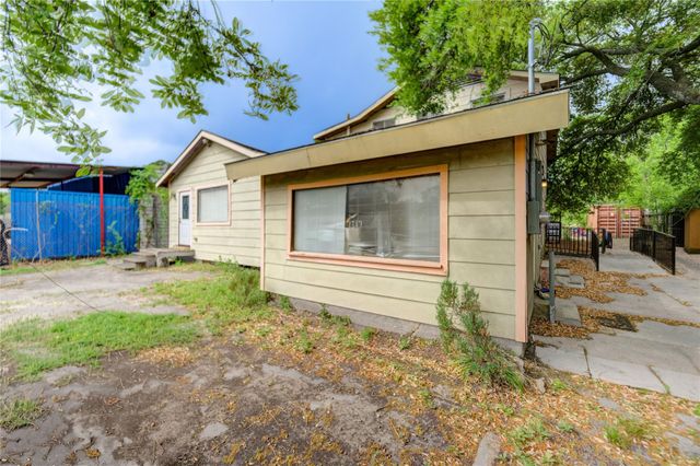 9317 Homestead Road, Houston, TX 77016