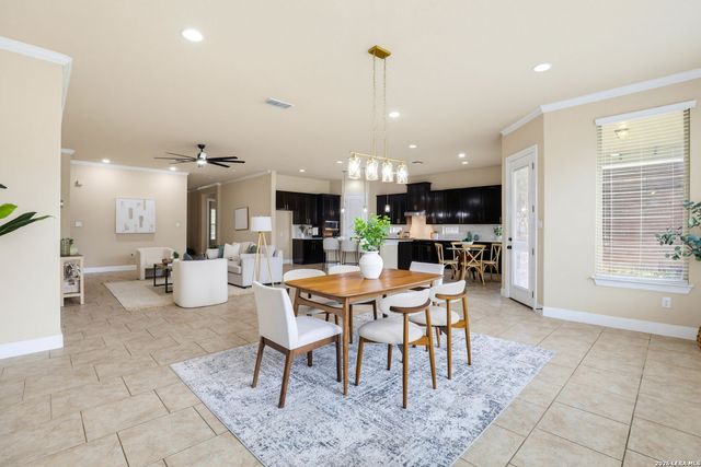 813 SUSSEX CV, Cibolo, TX 78108