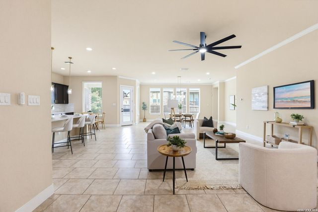 813 SUSSEX CV, Cibolo, TX 78108