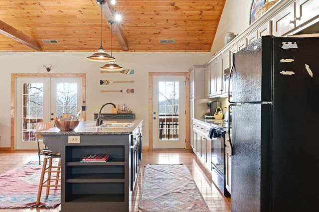 362 Nantahala Harbor Drive, Topton, NC 28781