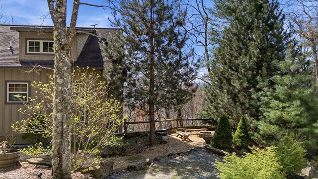 362 Nantahala Harbor Drive, Topton, NC 28781
