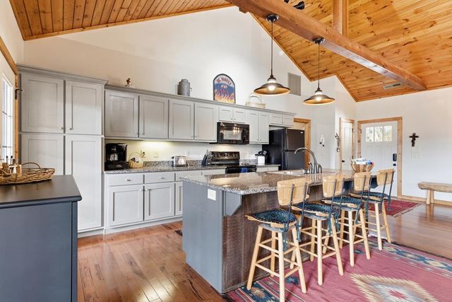 362 Nantahala Harbor Drive, Topton, NC 28781
