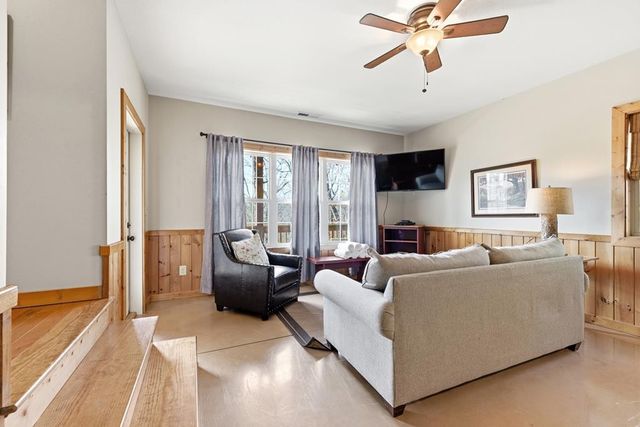 362 Nantahala Harbor Drive, Topton, NC 28781
